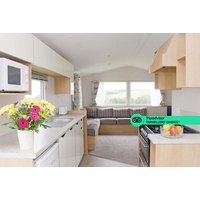 Cornwall Caravan Stay: 2-7 Nights for 6 RRP £195.000 Sale price £99.00